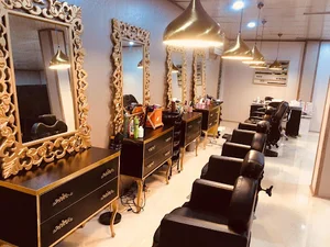 آرایشگاه زنانه رزتی
