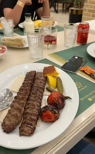 رستوران اعیونی