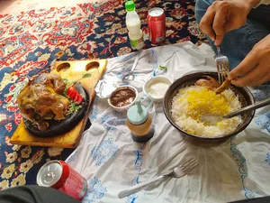 کافه رستوران آب و آتش نیشابور