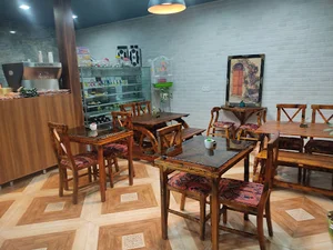کافی شاپ ناچمن