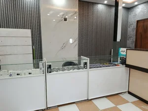 بورس سیم کارت و گوشی موبایل آلماتل 3