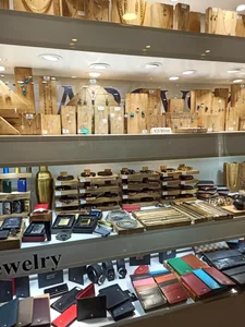 گالری اودیشا فروشگاه ۲ swarovski (سواروسکی) 5
