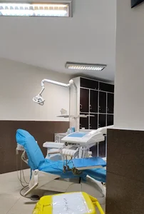 کلینیک دندانپزشکی فردیس
