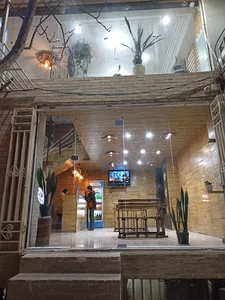 کافه پیتزا غروب
