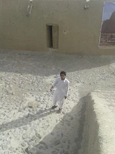 سوپر مارکت حاجی لال خان