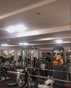 باشگاه بدنسازی منصور