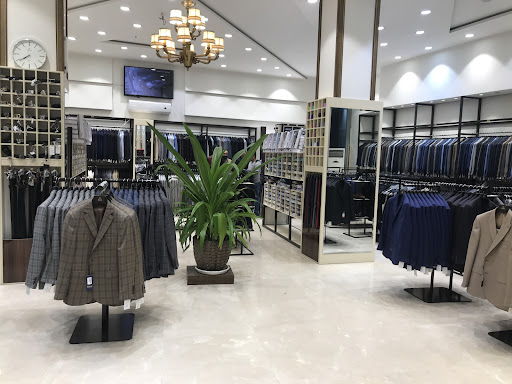 شرکت پوشاک مردانه کرال