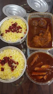 تهیه غذای شهر خورشت. 4