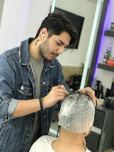 آرایشگاه افشین