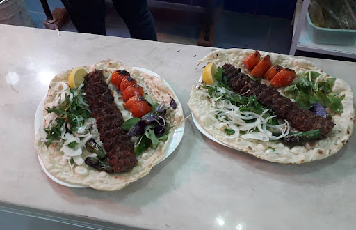 نان داغ کباب داغ سلیمانیه