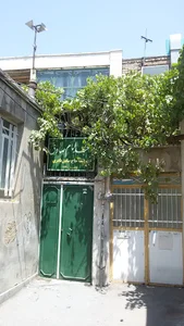 مسجد امام صادق، کوچه انقلاب