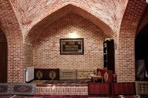 مسجد 63 ستون