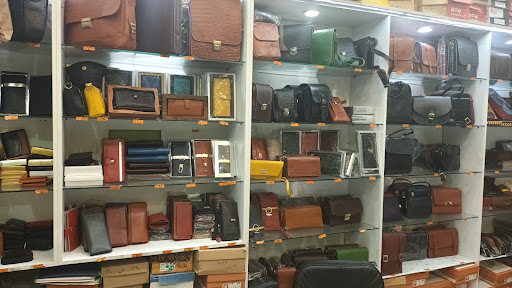 چرم پارینه پاکدشت