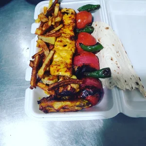 تهیه غذای میهن
