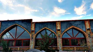 رستوران سنتی طاقدیس