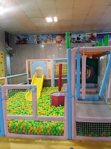 خانه بازی رنگارنگ