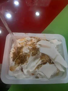 فالوده بستنی بختیاری