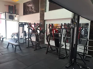 باشگاه بدنسازی اسکات