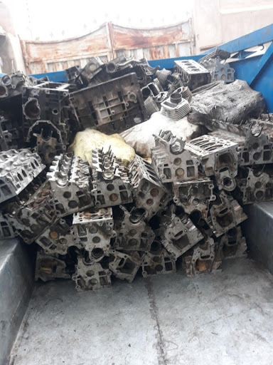 بورس فلزات رنگی برادران