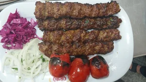 رستوران و غذای آماده نیاوران 4