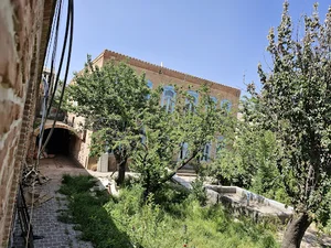 خانه تاریخی مناف زاده