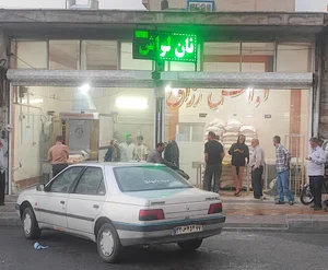 نان لواش رزاق