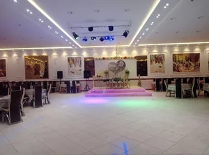 باغ تالار پذیرایی قصرنیک