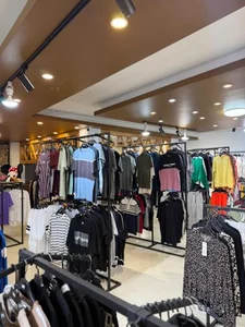 فروشگاه پوشاک برندلند 5