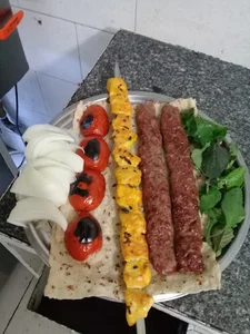 چلو کبابی رامین