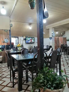 رستوران دلچسب