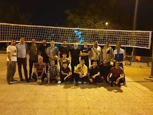 زمین والیبال پرنیان