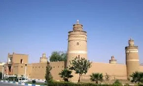 جاهای دیدنی نجف آباد و راهنمای سفر به این شهر تاریخی - پایانه ها