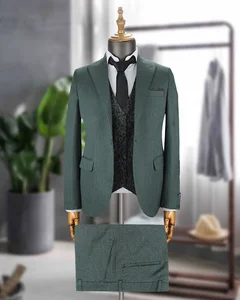 پوشاک کت شلوار (وان)