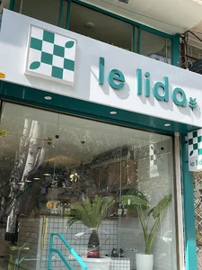 Le Lido cafe