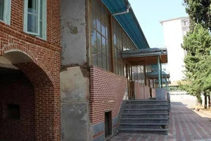 دبیرستان موزه حکیم نظامی آستارا 3