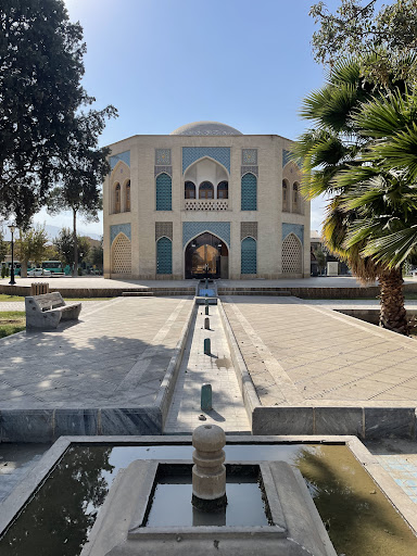 میدان کمال الملک
