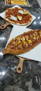 پیتزا تنوری وکباب ترکی شف بیبرpizza