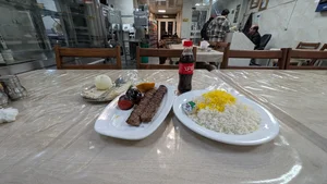 چلوکبابی اسلامی 2
