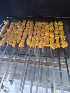 تهیه غذای دانیال احمدی