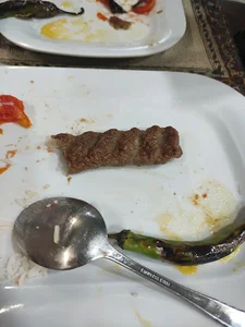 رستوران و مجموعه پذیرایی نازخاتون