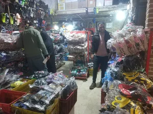 فروشگاه دمپایی و صندل یخچالی