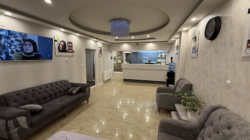 مطب دندانپزشکی دکتر علی میزان عدل