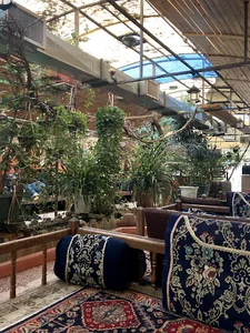 چای‌سرای همنشین