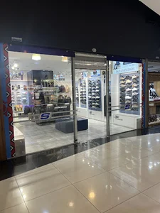 نمایندگی اسکچرز (اسکیچرز)