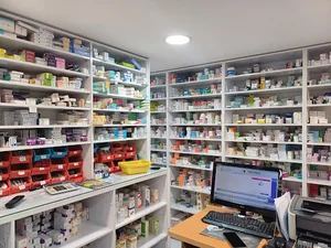 Dr Mehr Pouya Pharmacy