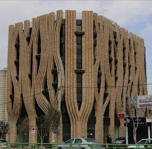 آب معدنی چشمه ناز