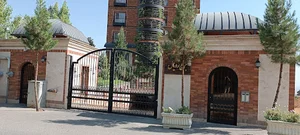 برج باغ رویال پونک