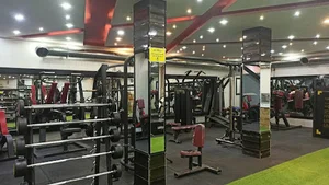 باشگاه بدنسازی مردانه DNA plus