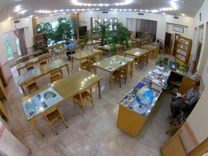 دبیرستان نیکان 5