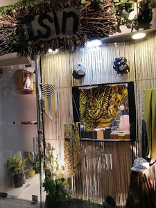 isin scarf(فروشگاه شال وروسری آیسین)